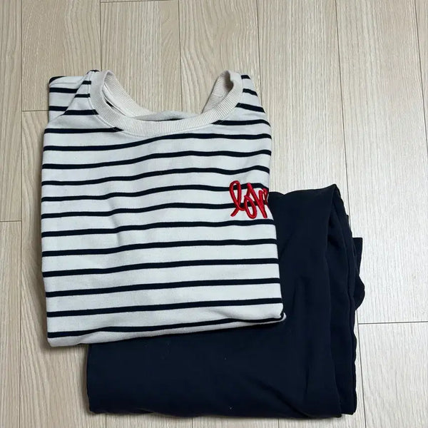 [BUNJANG] JAJU Striped Sweatshirt & Wide Pants Pajama Set / JAJU 스트라이프 맨투맨 & 와이드 팬츠 잠옷 파자마 세트