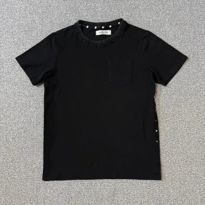 [BUNJANG] Valentino Studded Short Sleeve T-Shirt Women's / 발렌티노 스터드 반팔 여성용