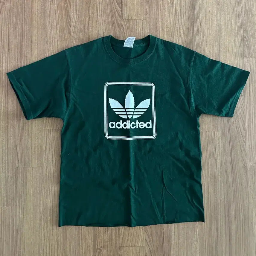 [BUNJANG] Adidas 00s Marijuana Parody T-Shirt / 00s 아디다스 마리화나 패러디 티셔츠
