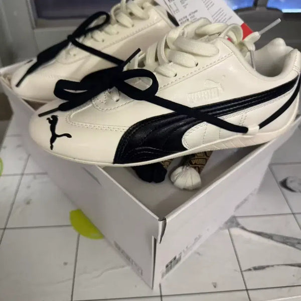 [BUNJANG] Puma x Rosé Speedcat Lea Warm White Black Sneakers (240mm) / (W) 푸마 x 로제 스피드캣 LEA 웜 화이트 블랙 240mm