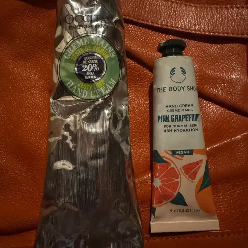 [BUNJANG] The Body Shop Pink Grapefruit Hand Cream 30ml & L'Occitane Shea Butter Hand Cream 150ml Set / 더바디샵 핸드크림 30ml+록시땅 핸드크림 150ml