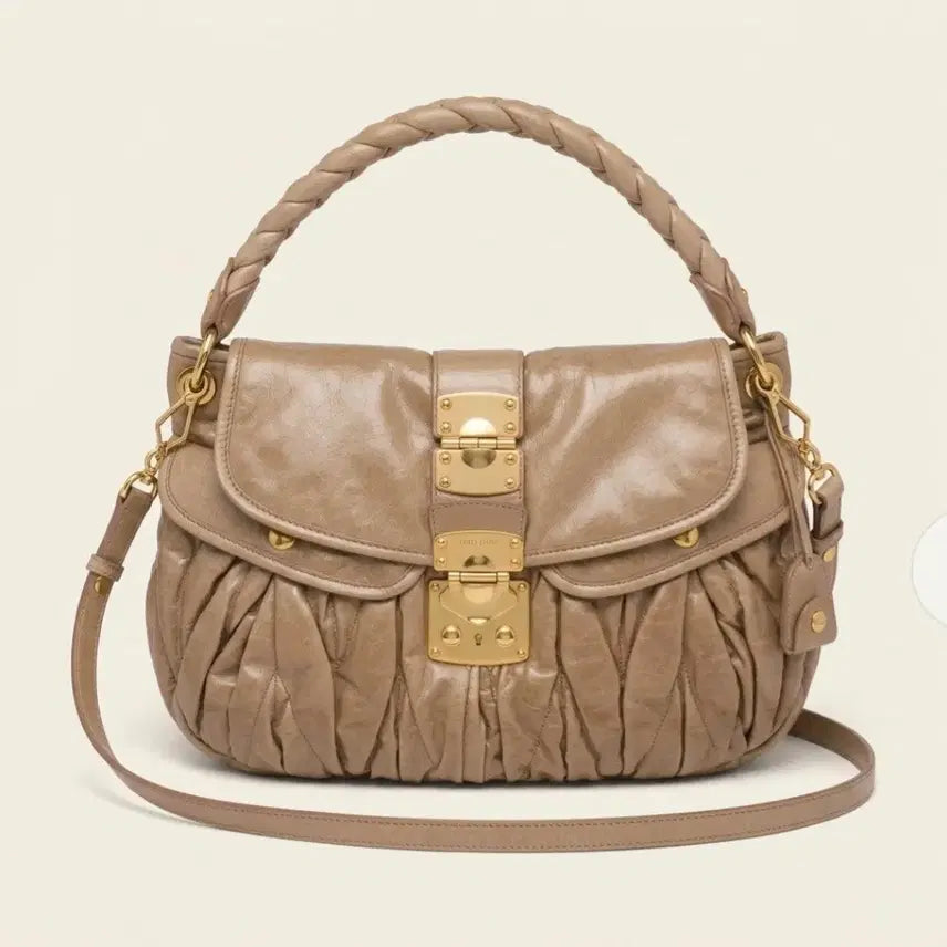 [BUNJANG] Miu Miu Matelassé Shoulder & Cross Bag / 미우미우 마테라세 숄더앤 크로스백