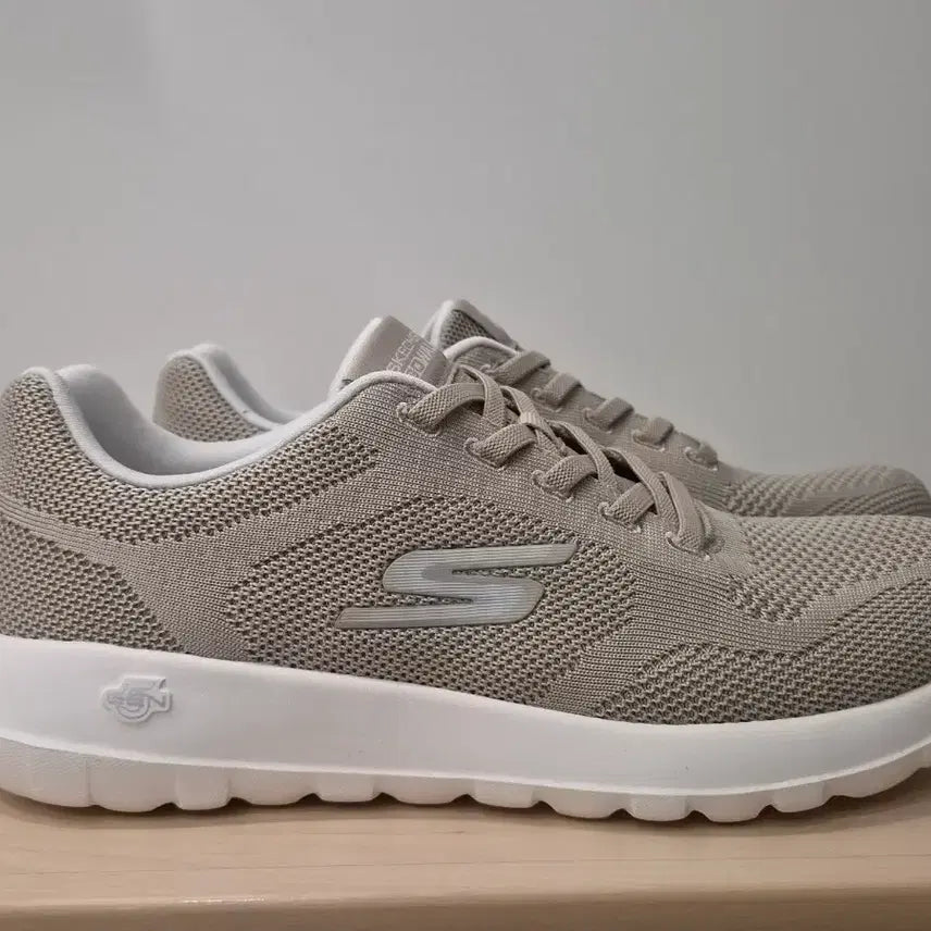 [BUNJANG] Skechers Go Walk Men's Sneakers Beige New / [스케쳐스 정품] 고워크 남성운동화 새상품 베이지