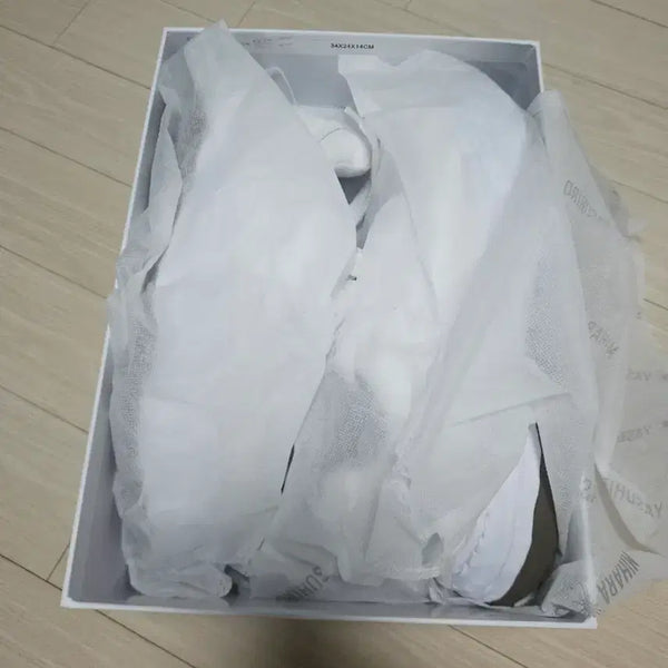 [BUNJANG] Mihara Oliver White Shoes / 미하라 올리버 화이트 43 팝니다
