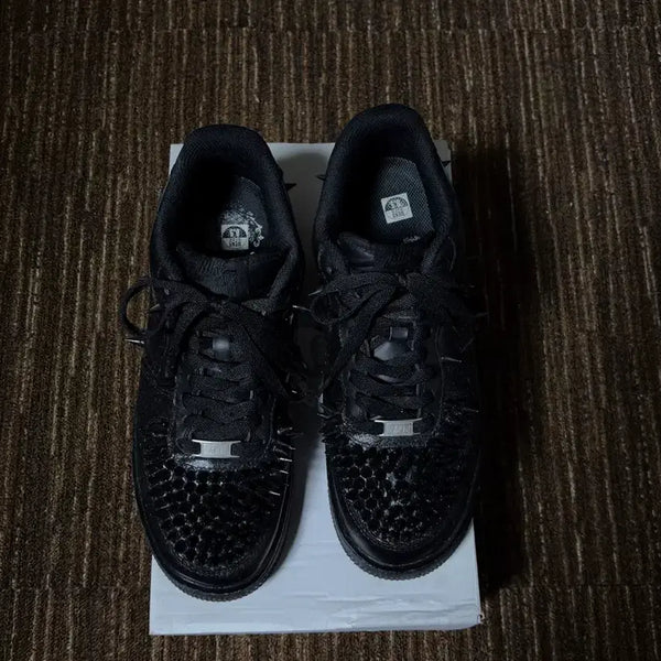 [BUNJANG] Nike Air Force 1 '07 Black Custom Sneakers / Nike 에어포스 1 07 black custom 265