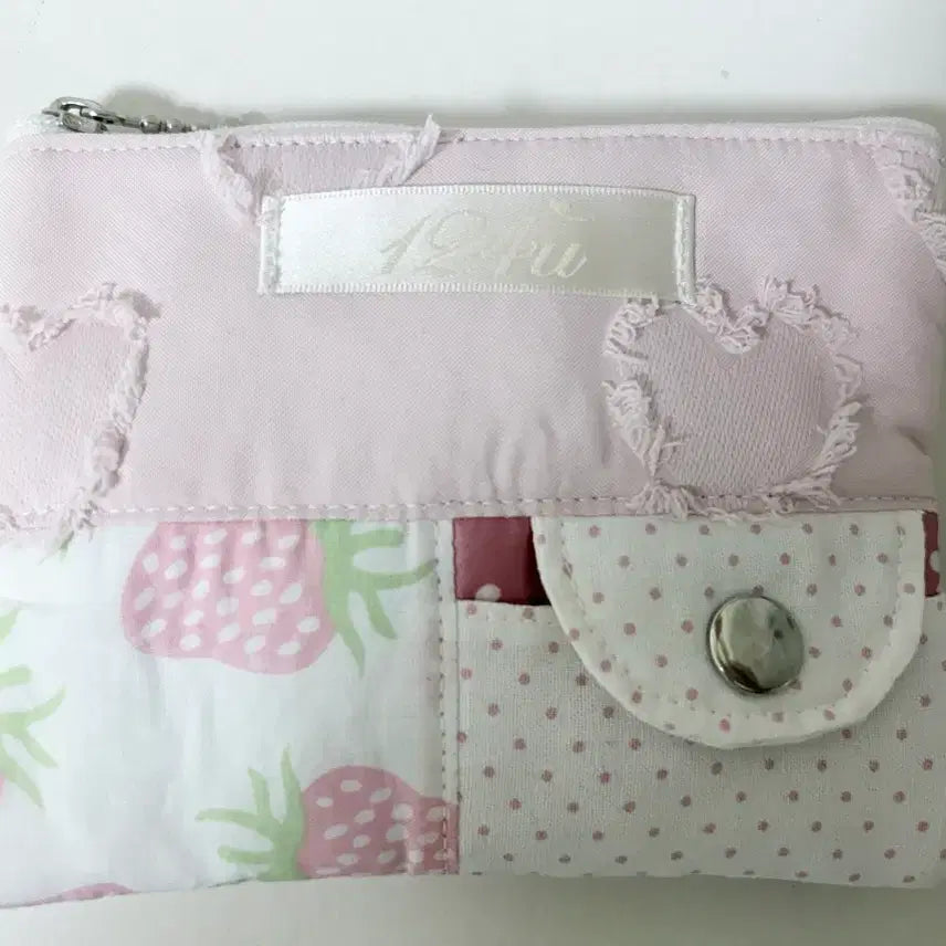 [BUNJANG] Himekaji Strawberry Pouch / 124u 딸기 파우치 히메갸루 st