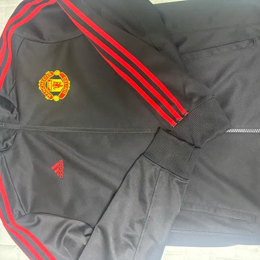 [BUNJANG] Manchester United 15/16 Season Track Top / 맨유 트랙탑