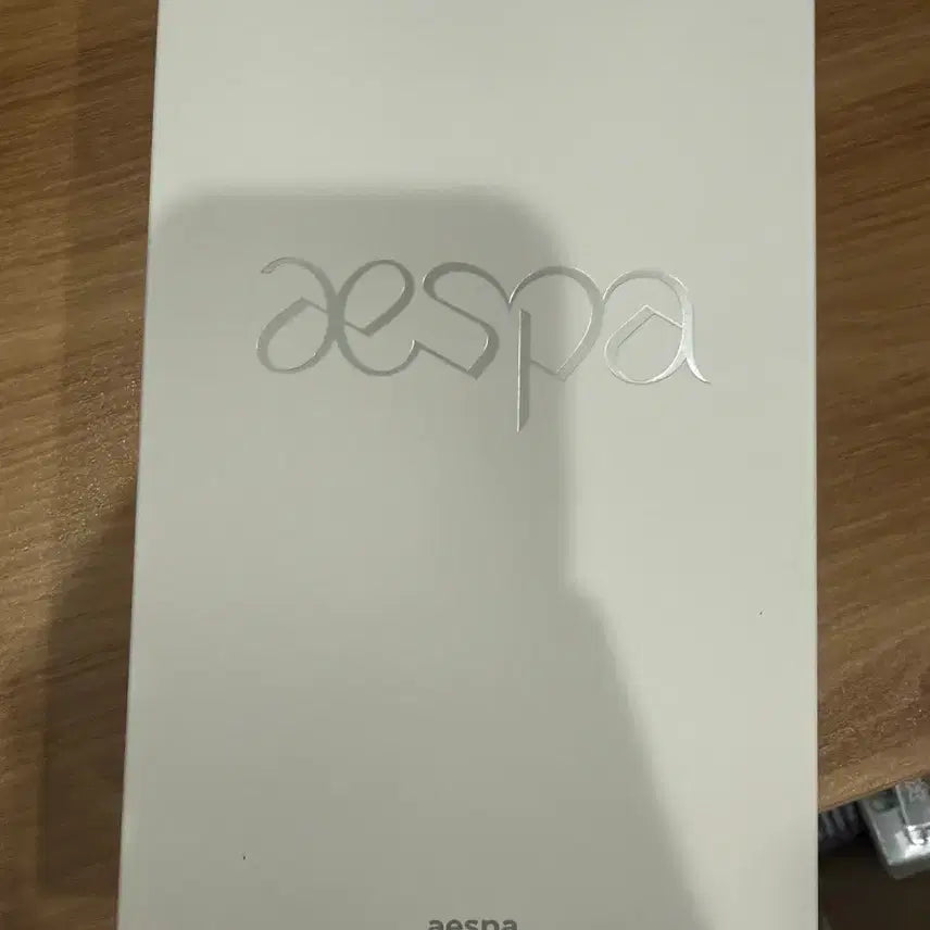 [BUNJANG] Aespa Official Light Stick Sealed / 에스파 응원봉 미개봉