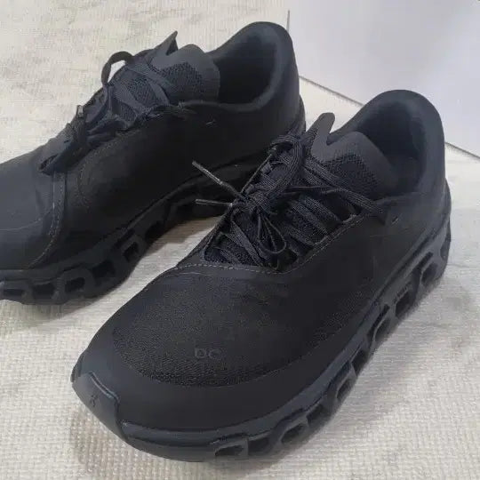 [BUNJANG] On Running Cloudmonster 2 Black Magnet Men's Running Shoes / 온 러닝 paf 파프 클라우드 몬스터 2 블랙 마그넷 270