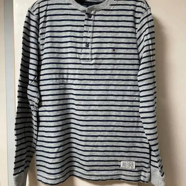[BUNJANG] Tommy Hilfiger Long Sleeve T-Shirts (2-Piece Bundle) / 타미힐피거 긴팔티셔츠 2개 일괄