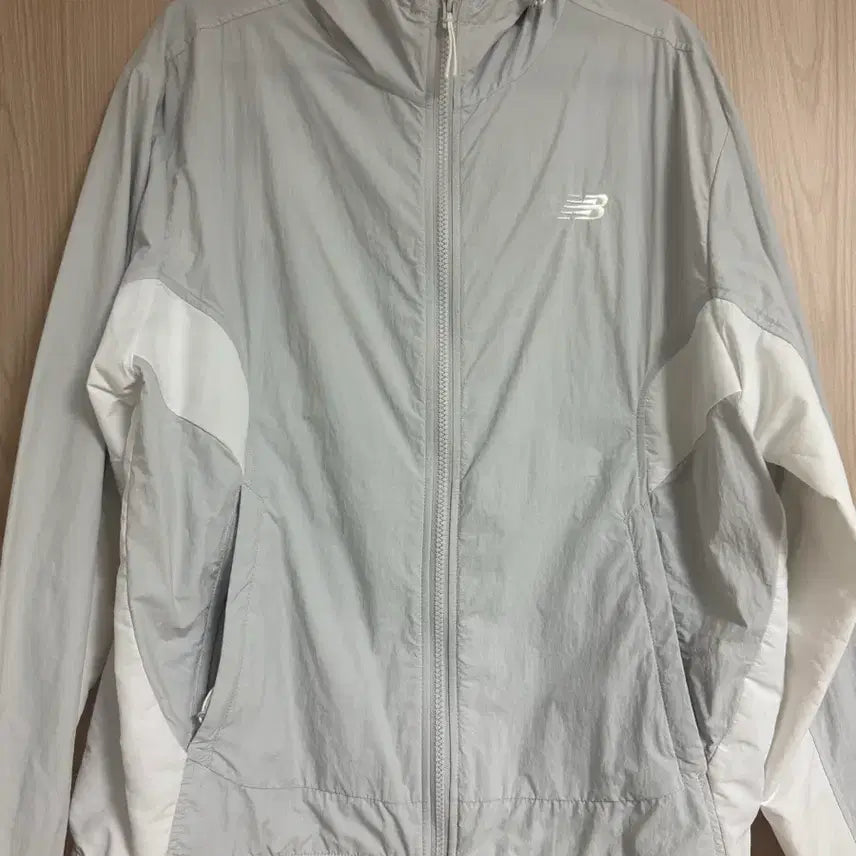 [BUNJANG] New Balance Windbreaker / 뉴발란스 바람막이