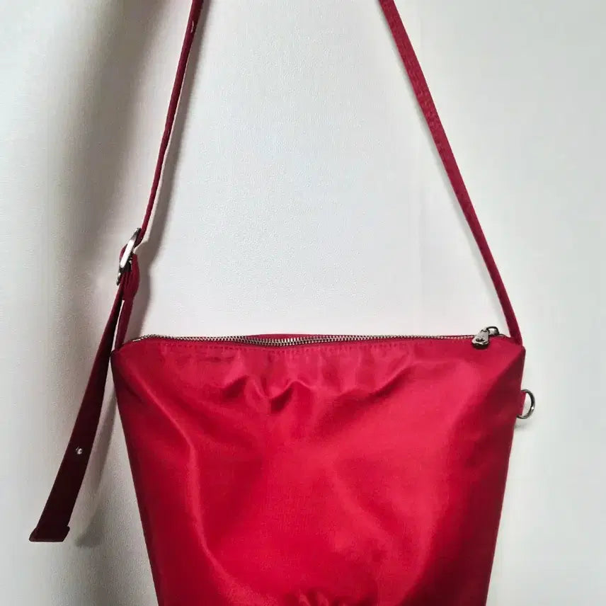 [BUNJANG] More Jude Buddy Bag Red Nylon / 모어쥬드 버디백