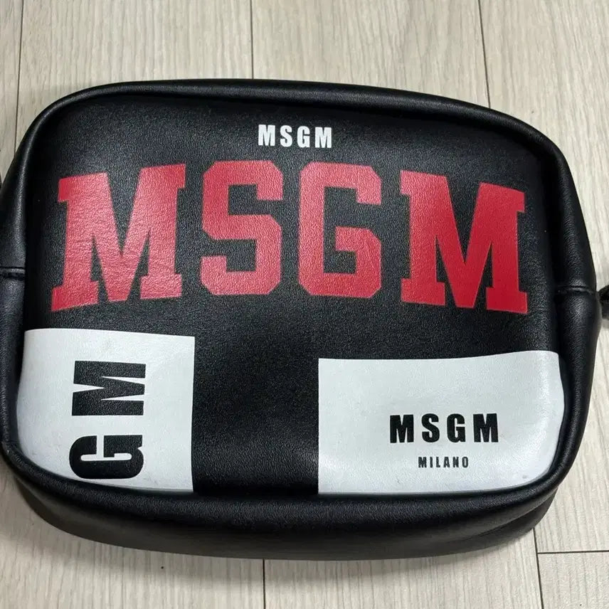 [BUNJANG] MSGM Logo Crossbody Bag Black / MSGM 로고 크로스백 블랙