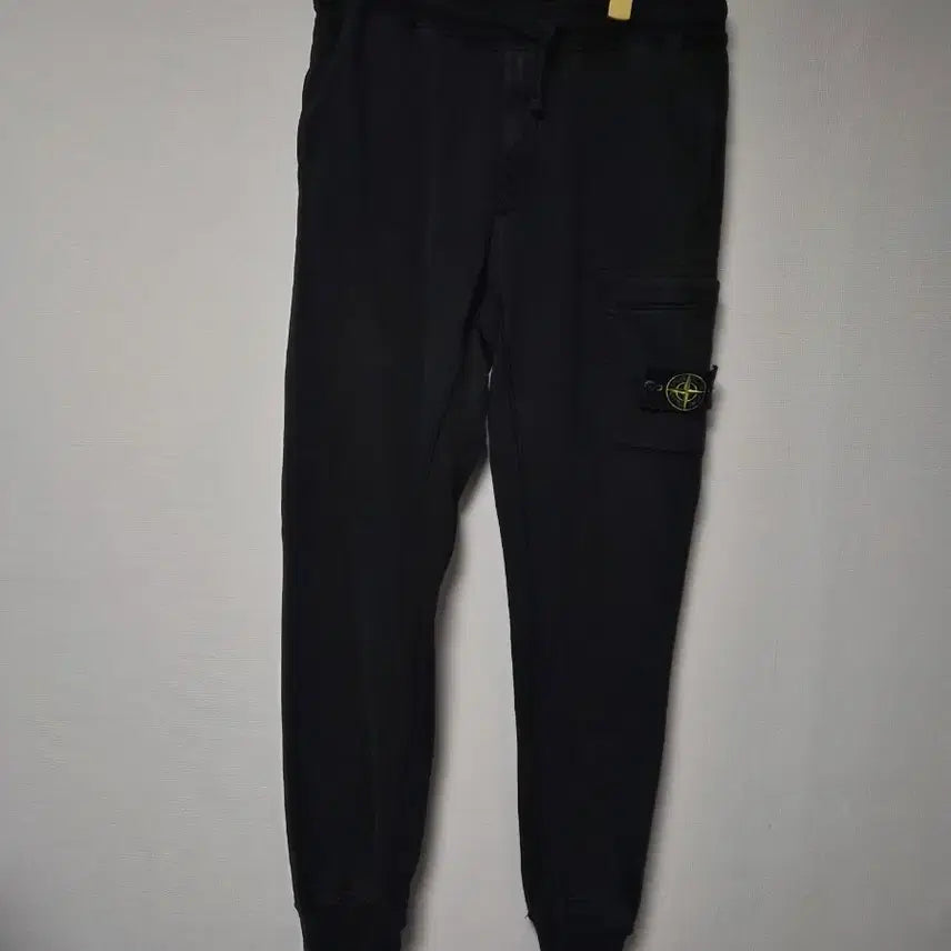 [BUNJANG] Stone Island Jogger Pants Black / 스톤아일랜드 조거 팬츠 블랙