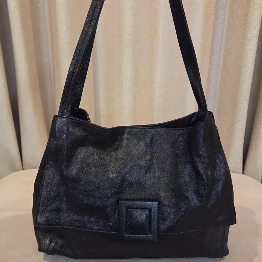 [BUNJANG] Rouge & Lounge Capri M Shoulder Bag / 루즈앤라운지 카프리 M 숄더백