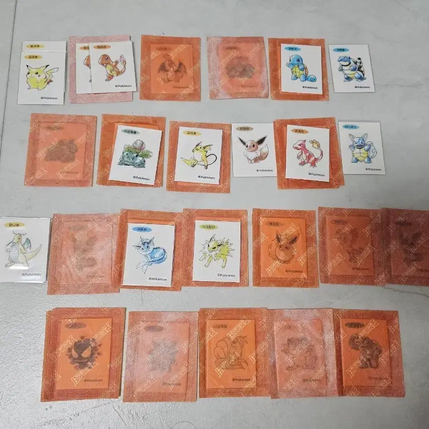 [BUNJANG] Pokemon 30th Anniversary Artwork Stickers / 30주년 포켓몬 아트워크 피카츄 포함 띠부씰들 판매 해요