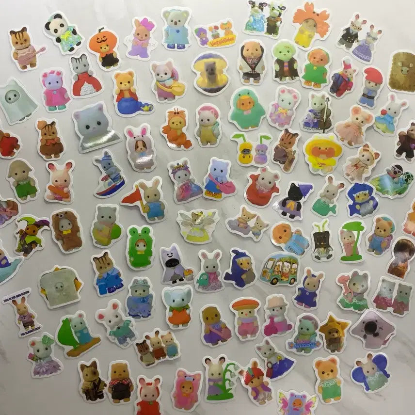 [BUNJANG] Sylvanian Families Sticker Bundle (100pcs) / 실바니안 스티커 100개일괄 다꾸 노트북스티커 캐리어 스티커