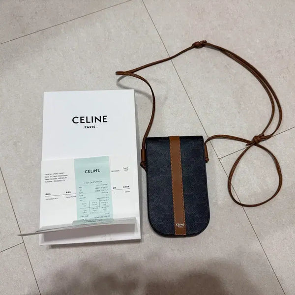 [BUNJANG] Celine Triomphe Canvas & Calfskin Phone Pouch Tan / Celine 트리옹프 캔버스 카프스킨 폰 파우치 탄