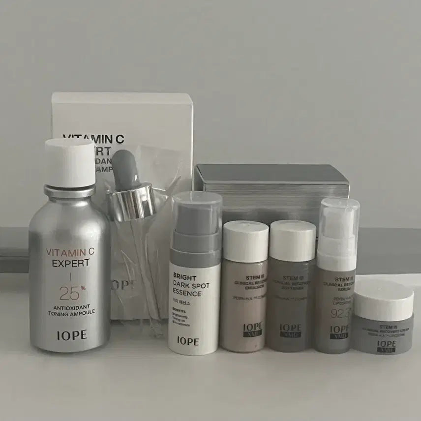[BUNJANG] IOPE Vitamin C Expert 25% Toning Ampoule 23ml Set / 아이오페 비타민C 엑스퍼트25%토닝 앰플 23ml+5종