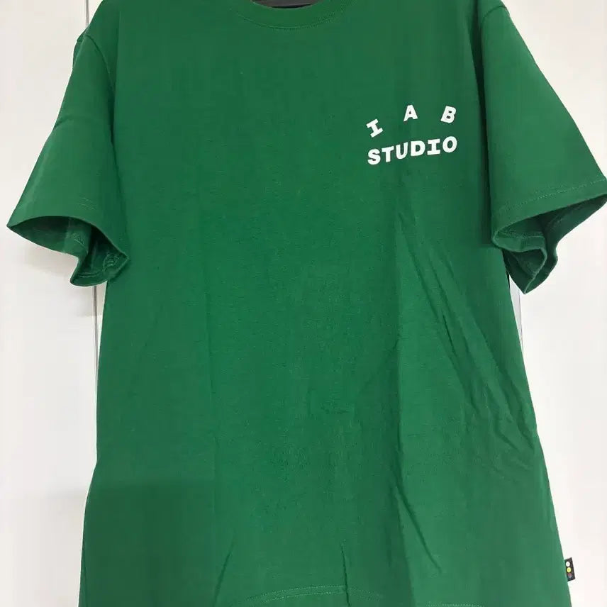 [BUNJANG] IAB STUDIO Green T-Shirt M / IAB STUDIO  아이앱스튜디오 그린 반팔티 M