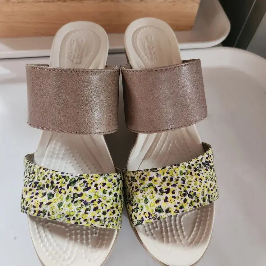 [BUNJANG] Crocs Two-Strap Women's Mule Sandals / 크록스 투스트랩  샌들 여성 뮬 230  235  w6