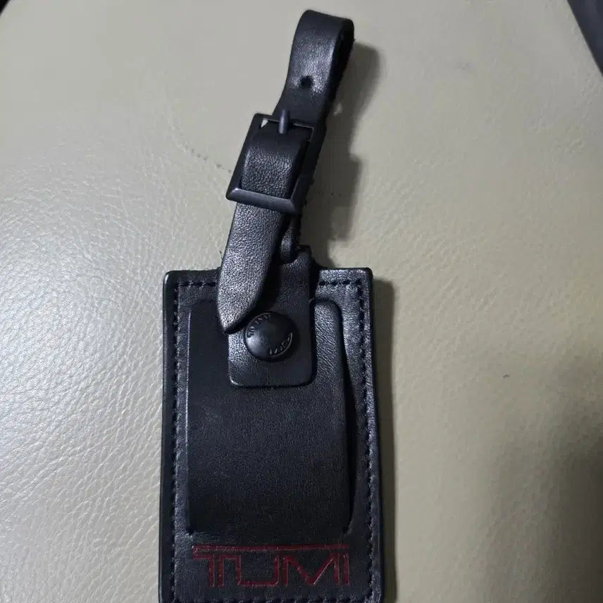 [BUNJANG] TUMI Samsung B2B Version Leather Luggage Tag / 투미 네임택.  삼성 B2B버전