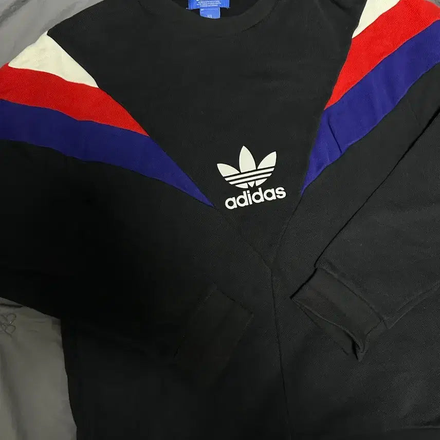 [BUNJANG] Adidas Firebird Three-Stripes Sweatshirt / 아디다스 파이어버드 삼선 맨투맨 100