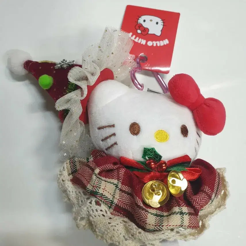 [BUNJANG] Hello Kitty Christmas Keyring Doll / 헬로키티 크리스마스 키링 인형