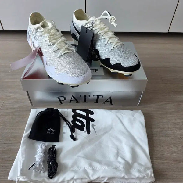 [BUNJANG] Nike x Patta Mercurial Zoom Vapor 16 Elite Metallic Silver / [275] 나이키 x 파타 머큐리얼 줌 베이퍼 16 엘리트 메탈릭 실버