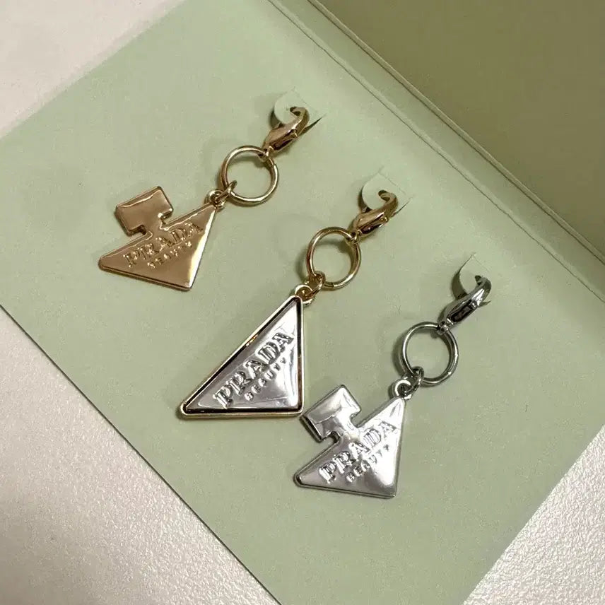 [BUNJANG] Prada Beauty Holiday Charm Set / 새상품,일괄 프라다 뷰티 홀리데이 참세트