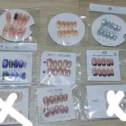 [BUNJANG] S Size Nail Tips (Set of 6) / 5+1 네일팁 S사이즈