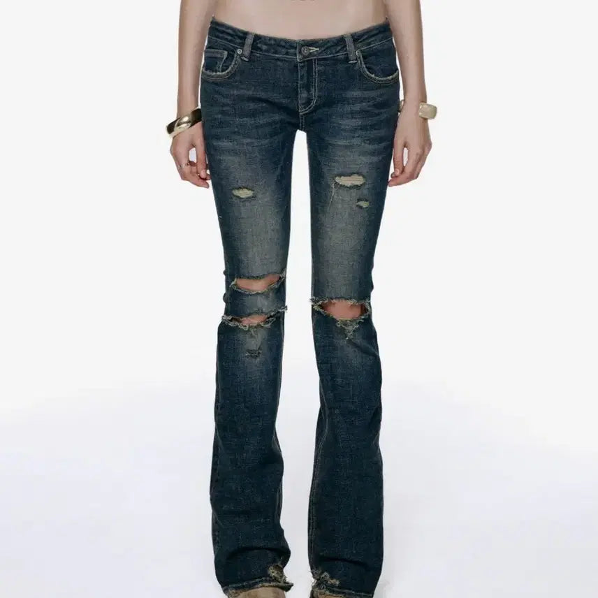 [BUNJANG] Rockcake Layne Low Rise Bootcut Jeans / 락케이크 로우라이즈 찢청 Layne Low Rise Bootcut Jeans