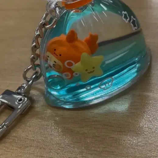 [BUNJANG] Chun-Sik Fishbowl Keychain / 춘식이 어항 물고기 키링 워터
