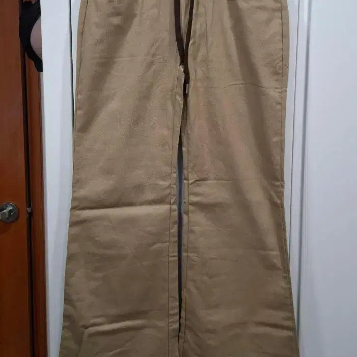 [BUNJANG] Beige Wide Bootcut Pants (New) / 베이지색 와이드 부츠컷 팬츠(새상품)