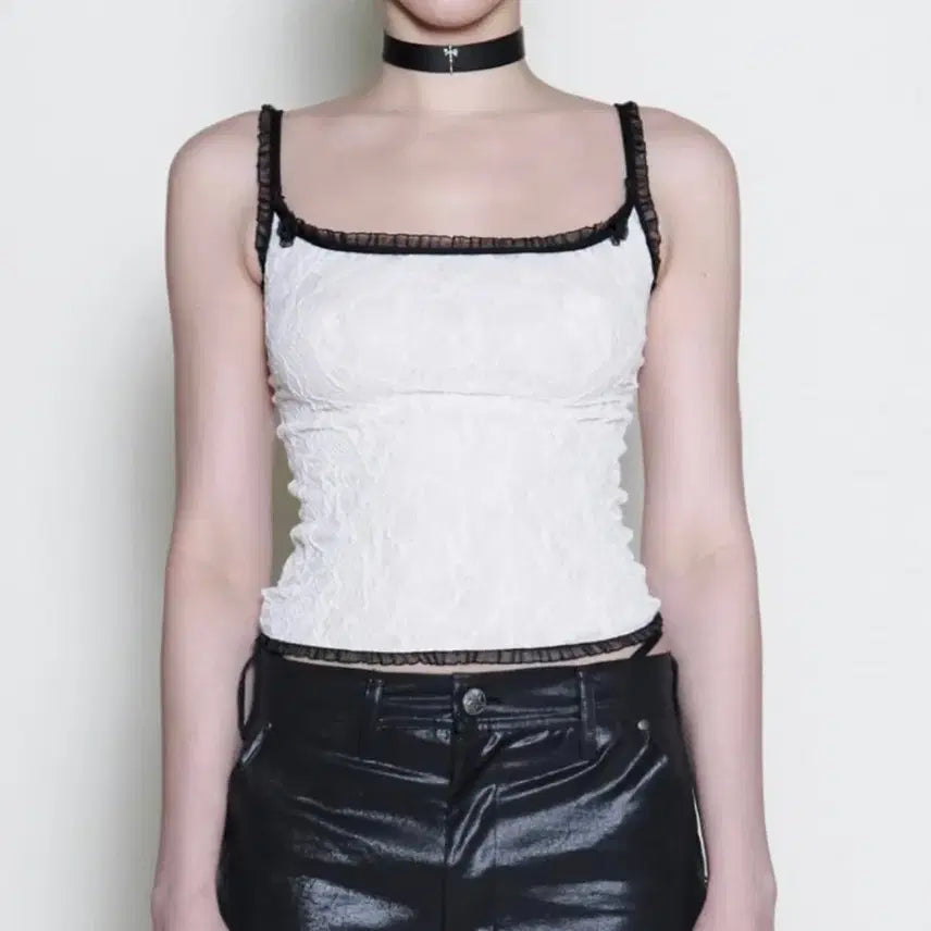 [BUNJANG] Hilda Lace Rose Camisole / 힐다 레이스 로즈 나시