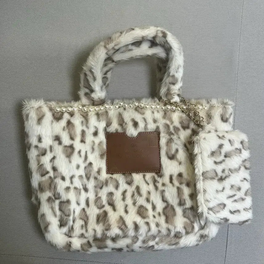 [BUNJANG] CeCi McBee Leopard Print Pearl Detail Dot Bag Handbag / 세실맥비 레오파드 호피 퍼 진주 디테일 도트백 핸드백 오네갸루