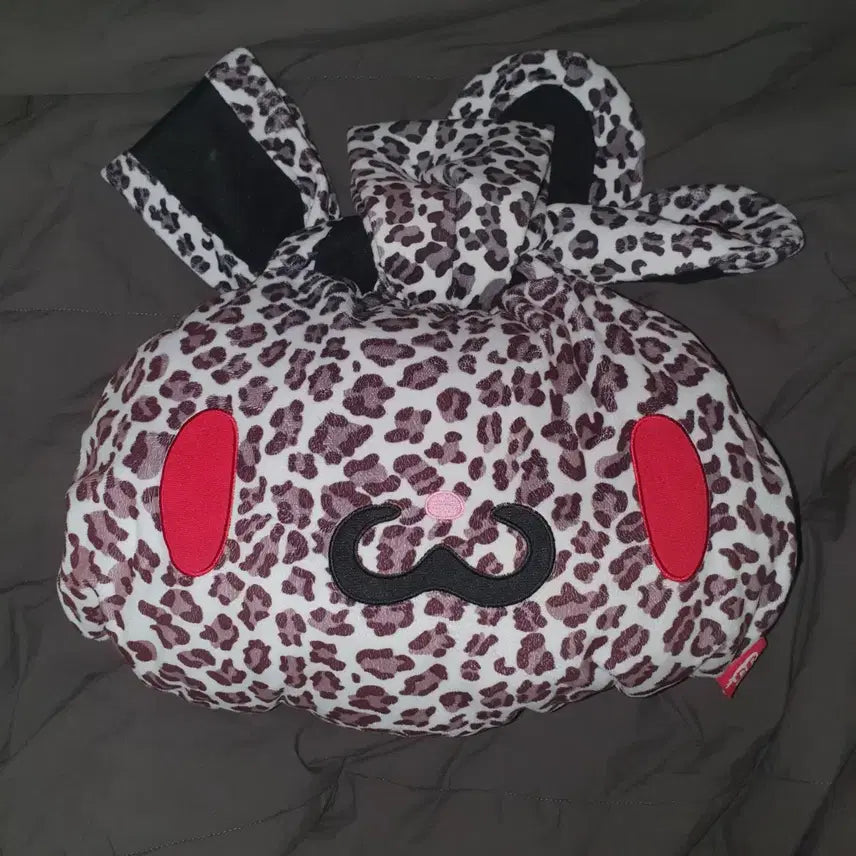 [BUNJANG] Gloomy Bear Leopard Cushion / 범용토끼 레오파드 쿠션 글루미베어 오타쿠 방꾸