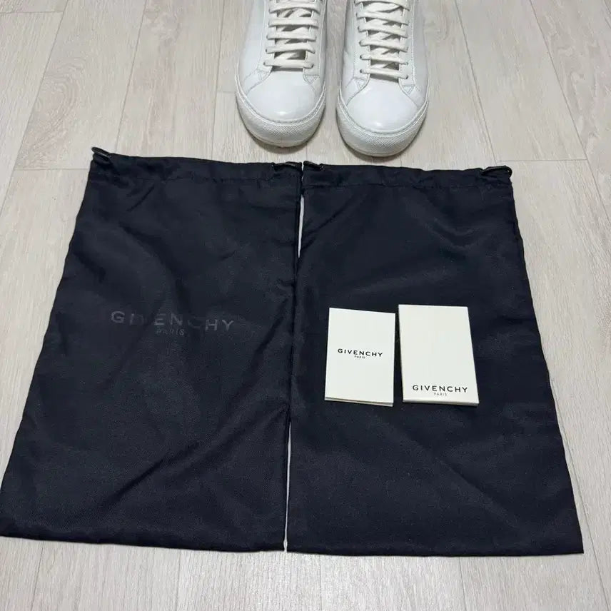 [BUNJANG] Givenchy Urban Street Sneakers / 지방시 어반스트리트 스니커즈