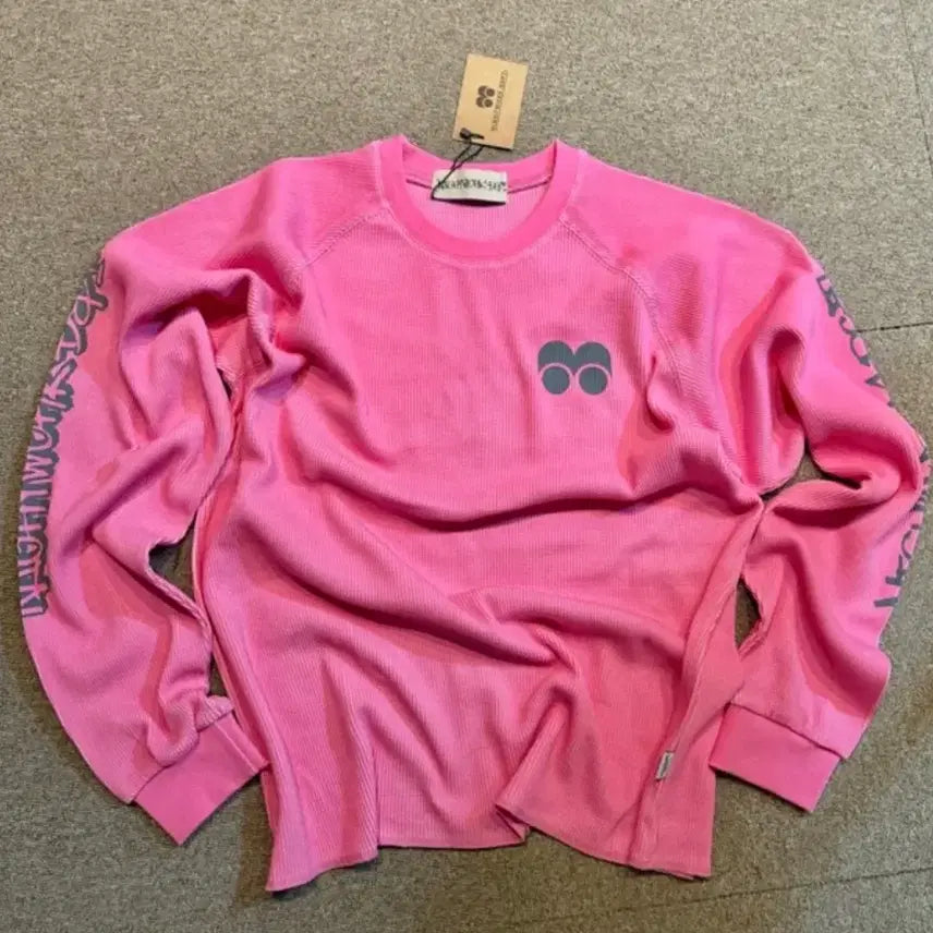 [BUNJANG] Nightwalkweb Waffle Loose Fit Long Sleeve T-Shirt Pink / 와플 루즈핏 롱슬리브 티 핑크