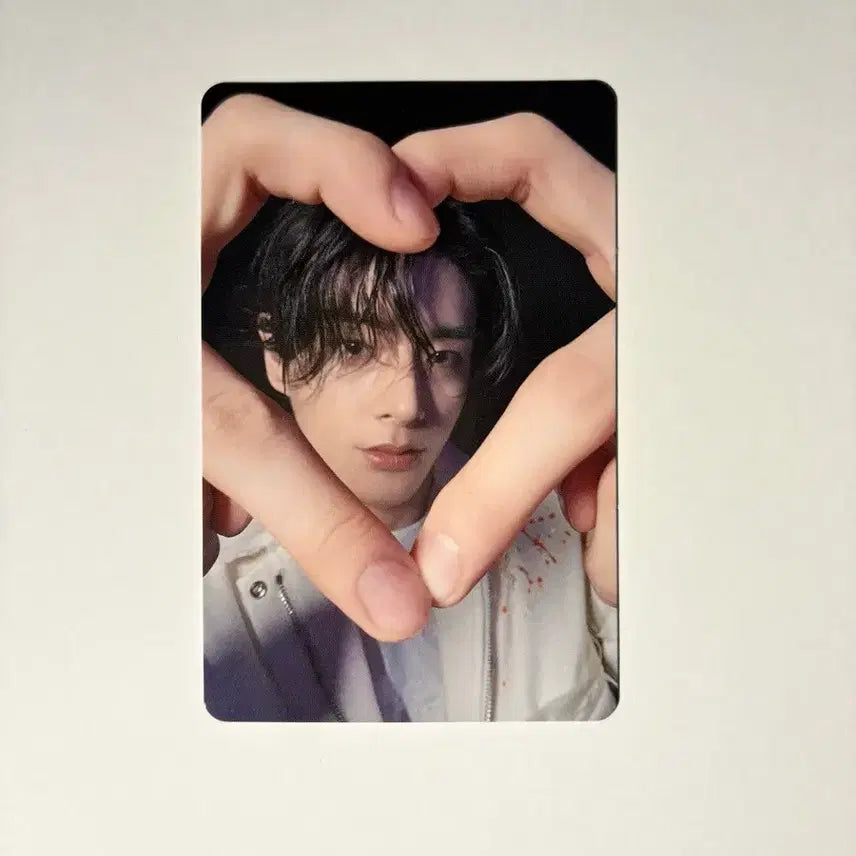 [BUNJANG] ENHYPEN Jake Won the Hall Limited Photocard / 엔하이픈 제이크 웤더라 인 재팬 썸머 에디션 회장 한정 포카 웤더라인