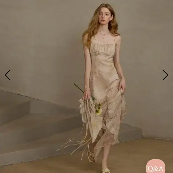 [BUNJANG] SINSDAE Shining Sleeveless Long Dress / 신스덴 샤이닝 슬리브리스 롱원피스