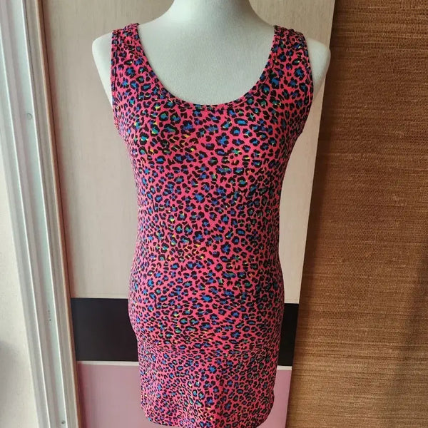 [BUNJANG] Hot Pink Leopard Print Tank Top / 핫핑크 레오파드 나시티