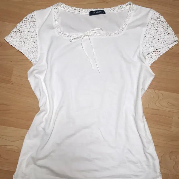 [BUNJANG] ONE AND HALF White Ribbon Crochet T-Shirt / 일본 반티지 ONE AND HALF  화이트 리본 크로셰 티셔츠