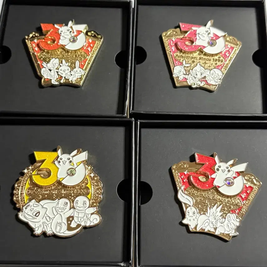 [BUNJANG] Pokemon 30th Anniversary Badges (March, April, May, June) / 포켓몬스터 30주년 뱃지 3월 4월 5월 6월