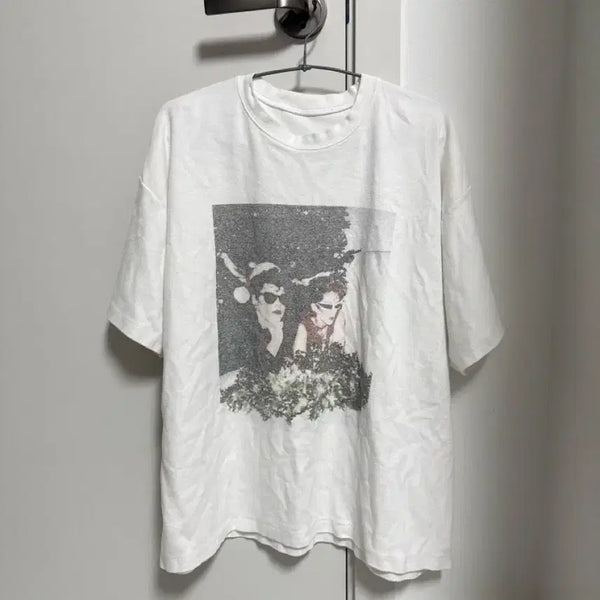 [BUNJANG] Graphic Print T-Shirt / 반팔 티셔츠 그래픽 프린트