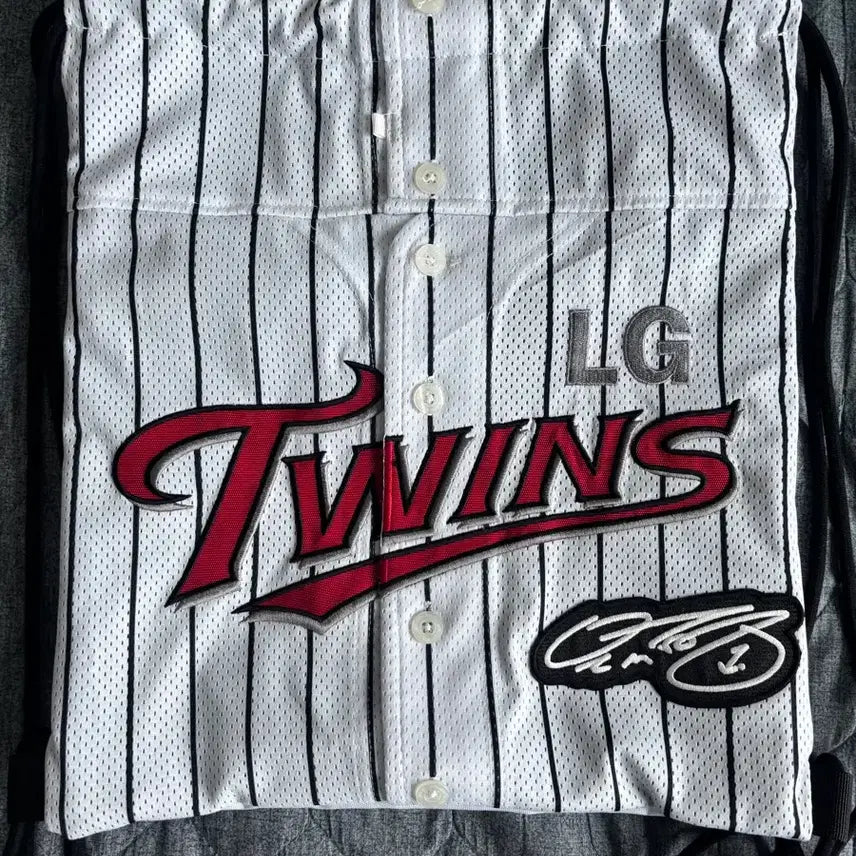 [BUNJANG] LG Twins Baseball Uniform Gym Sack with Woo Kyu-min Patch / 엘지트윈스 유니폼짐색