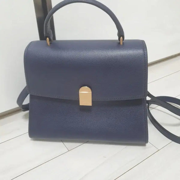 [BUNJANG] Beanpole Navy Crossbody Bag / 빈폴 네이비 크로스백