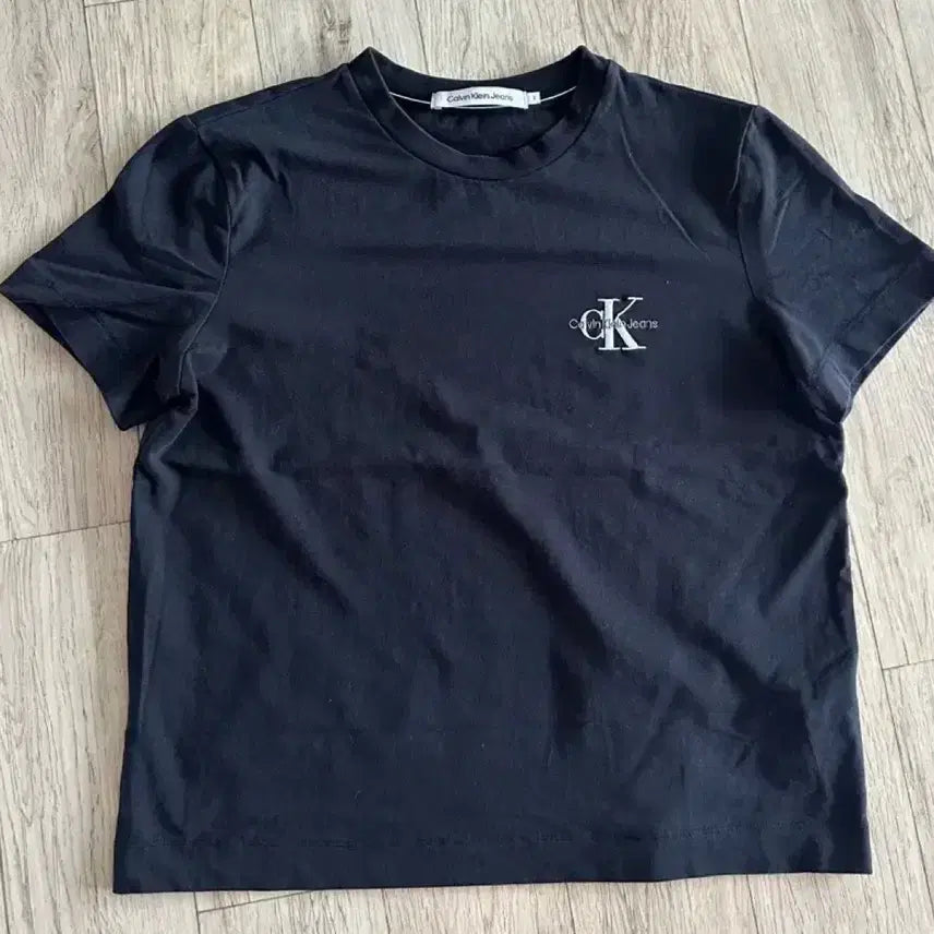 [BUNJANG] Calvin Klein Logo Short Sleeve T-Shirt Black / 캘빈클라인 로고 반팔 숏반팔 티셔츠 블랙