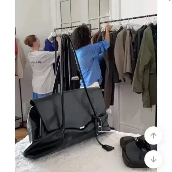 [BUNJANG] Private Lookbook Ignas Big Shoulder Bag / 프라이빗룩북 이그나스 숄더백 빅숄더백