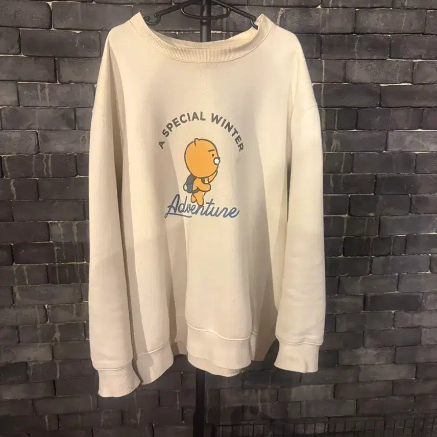 [BUNJANG] Kakao Friends Ryan Sweatshirt (Ivory, XXL) / [중고/XXL]카카오 라이언맨투맨 (아이보리)